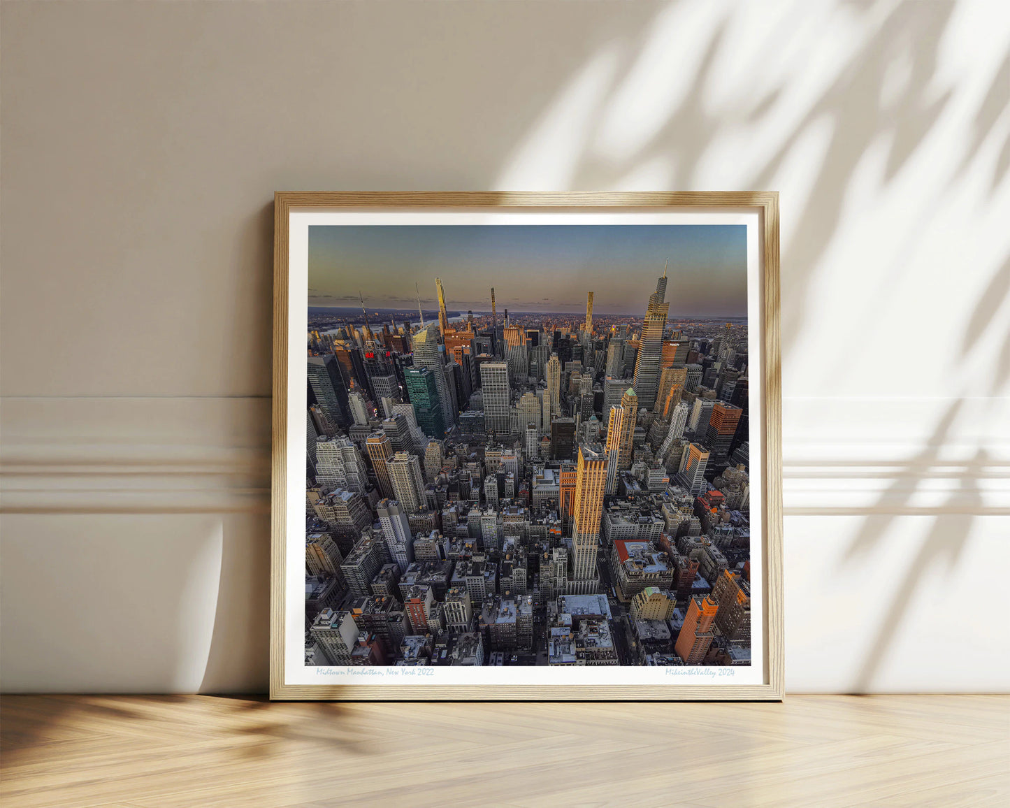 Wandbild von der Aussicht vom Empire State Building auf Midtown Manhattan. Der Kunstdruck zeigt die detailreiche Skyline von Midtown-Manhattan